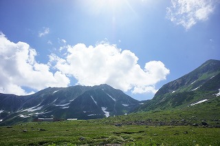 立山山頂へ